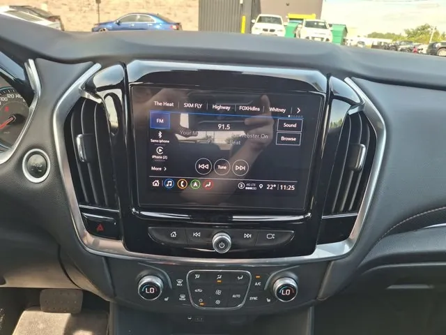 Chevrolet Traverse 2022 photo 4
