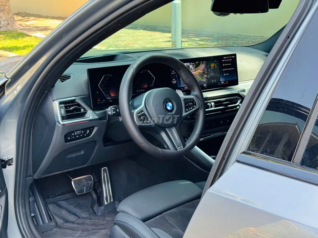 BMW 3 Series 2024 photo 4