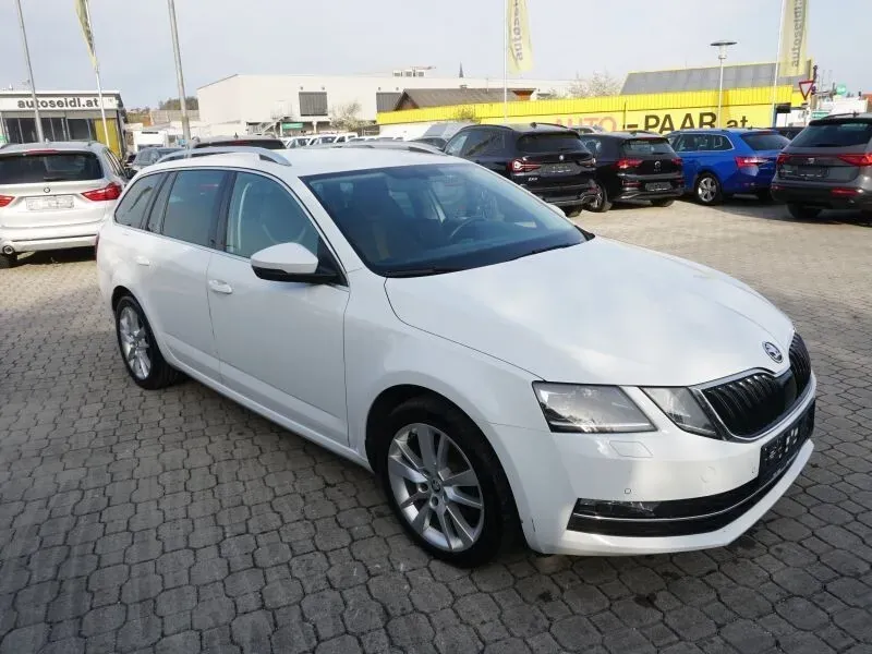 Skoda Octavia 2019 photo 3