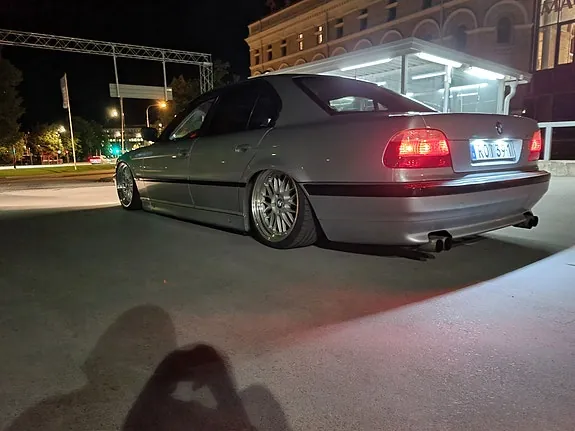 BMW 740I 1998 photo 2