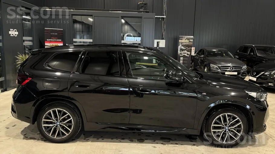 BMW X1 2023 photo 2