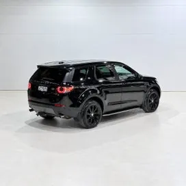 Land Rover Discovery Sport 2015 photo 3