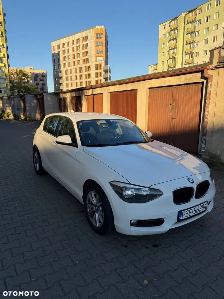 BMW Series 1 2014 photo 2