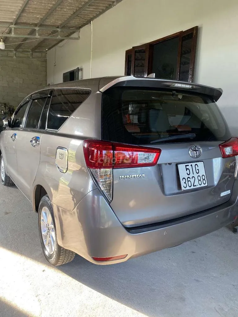 Toyota Innova 2017 photo 3