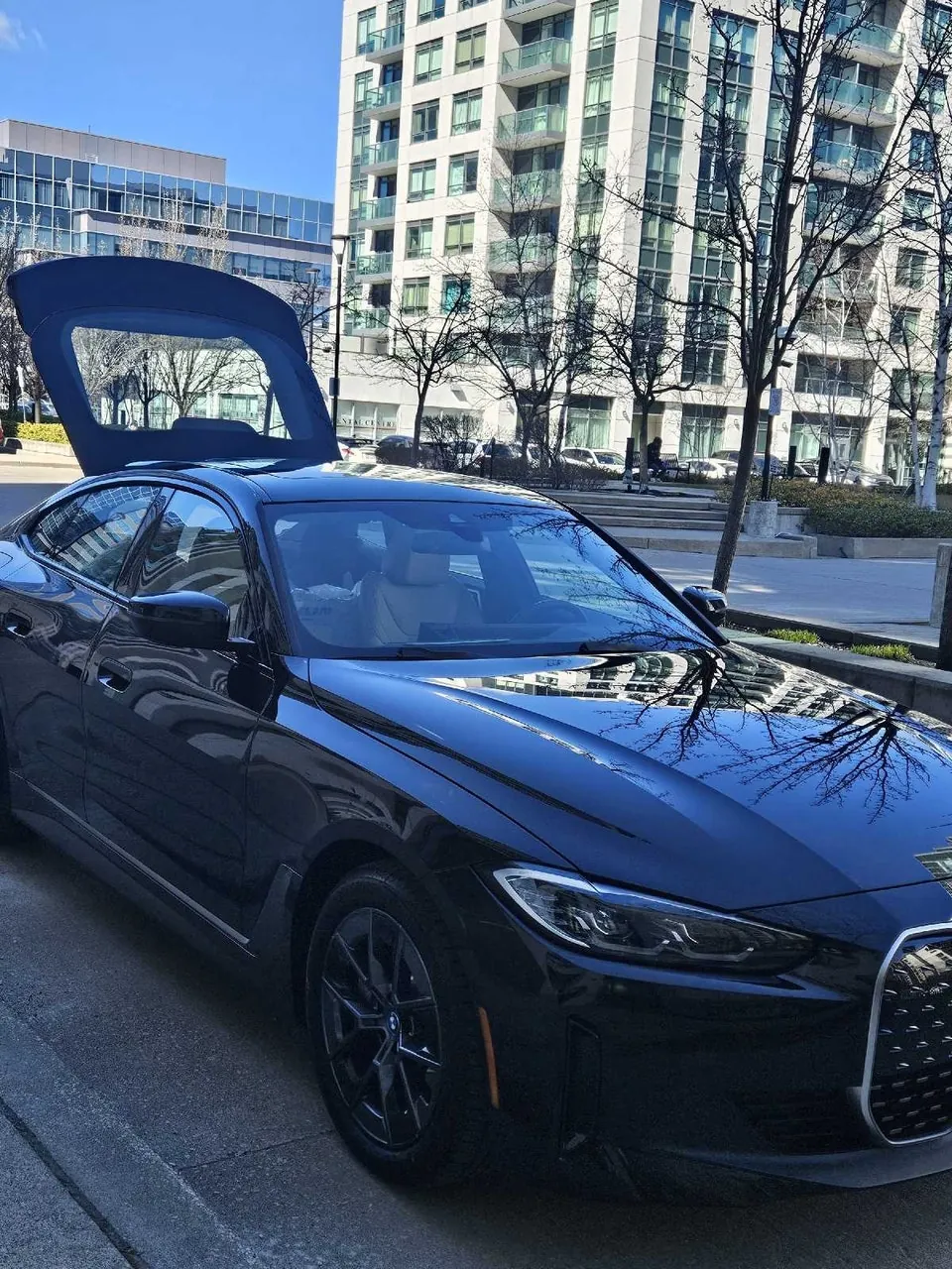 BMW I4