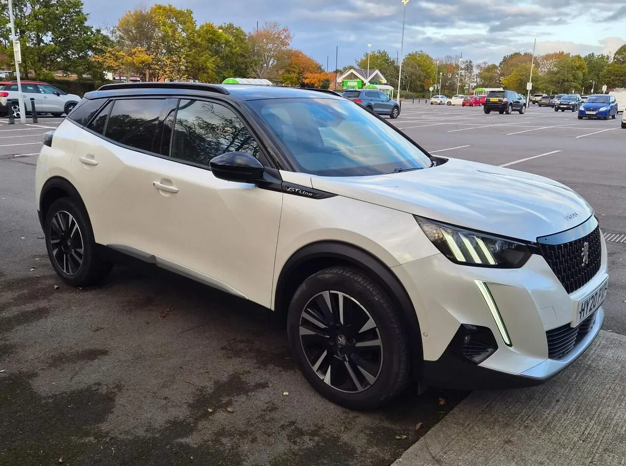 Peugeot 2008 2020 photo 3