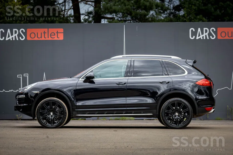 Porsche Cayenne 2012 photo 5