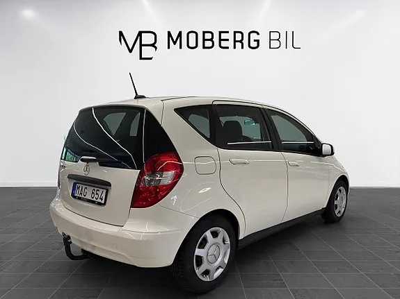 Mercedes-Benz A160 2012 photo 5