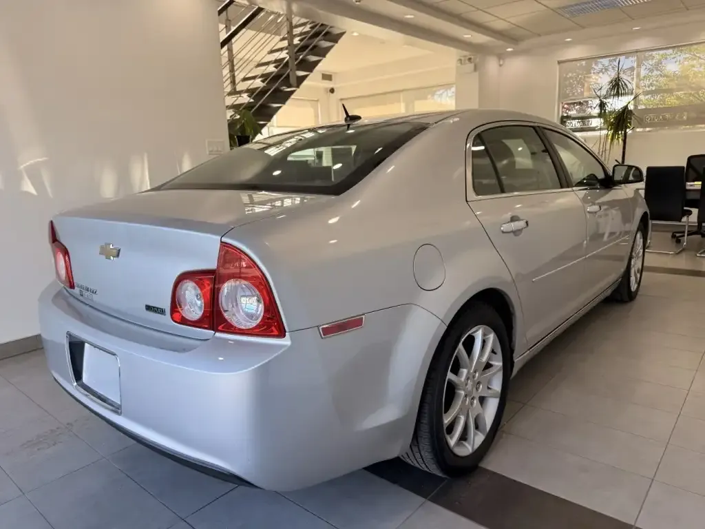 Chevrolet Malibu 2011 photo 5