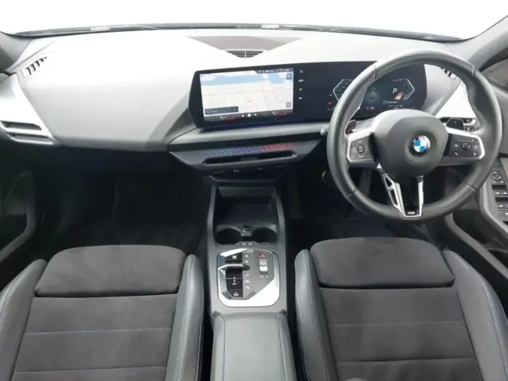 BMW 1 Series 2026 photo 3