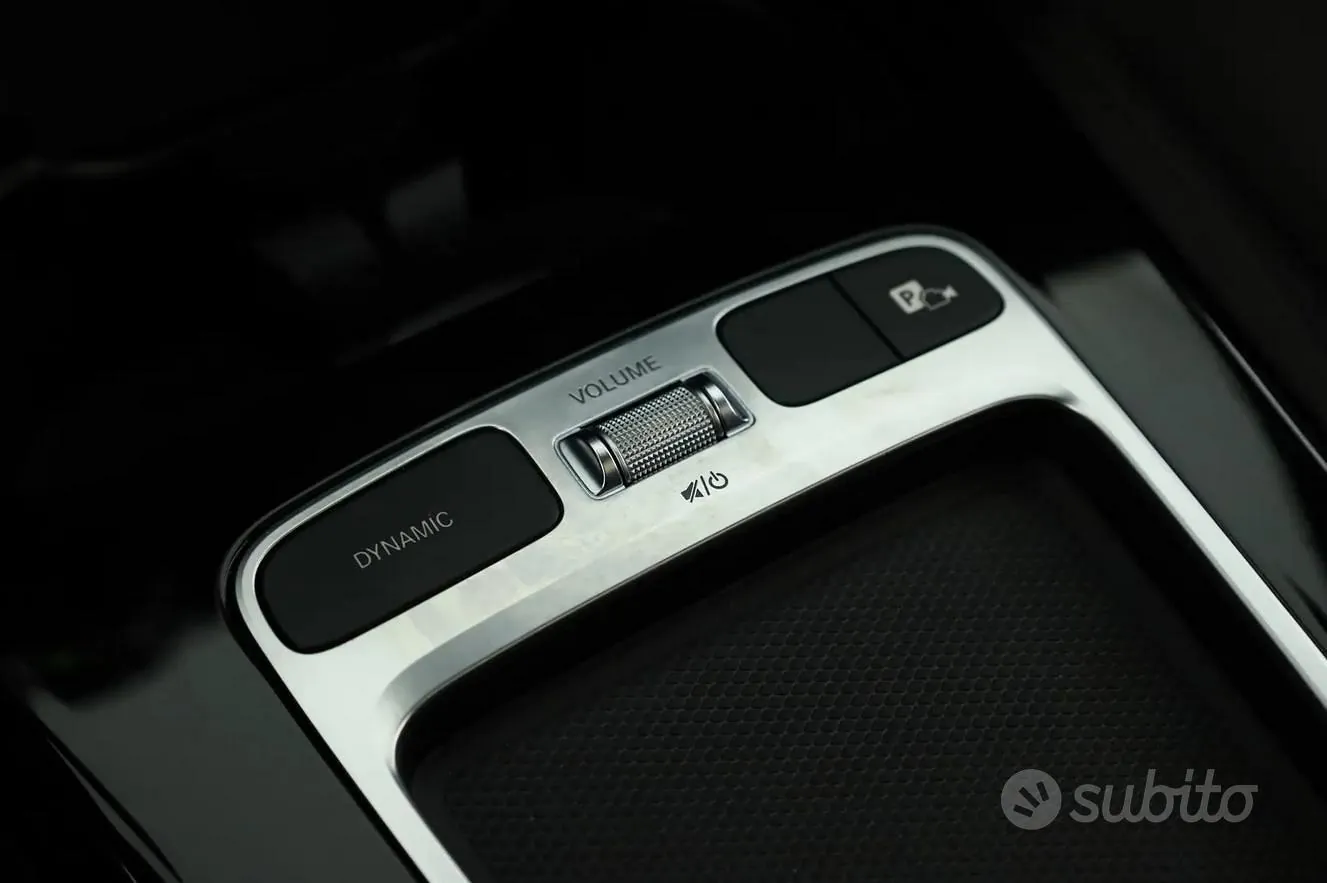 Mercedes-Benz A-Class 2024 photo 2