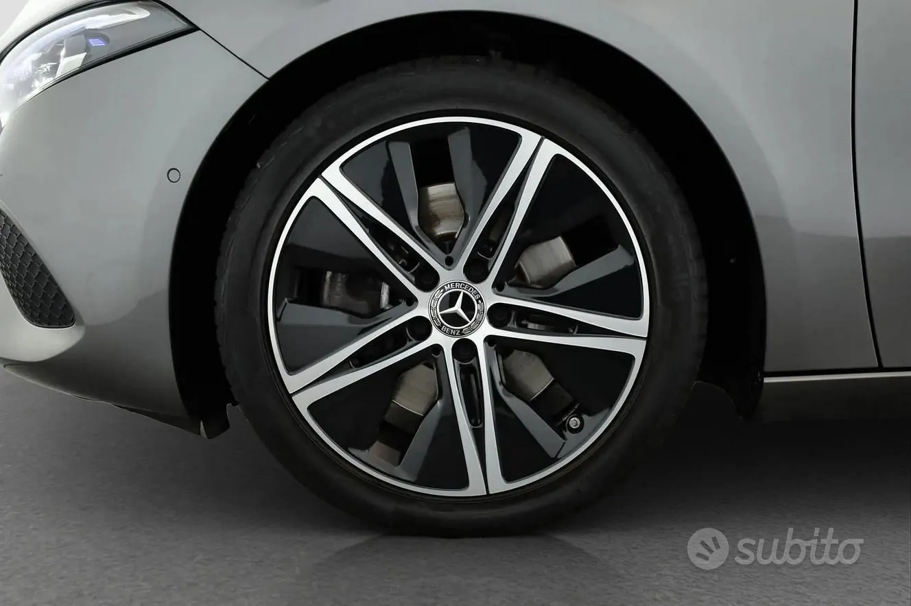 Mercedes-Benz A-Class 2024 photo 4