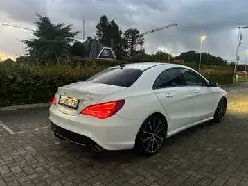 Mercedes-Benz Cla220