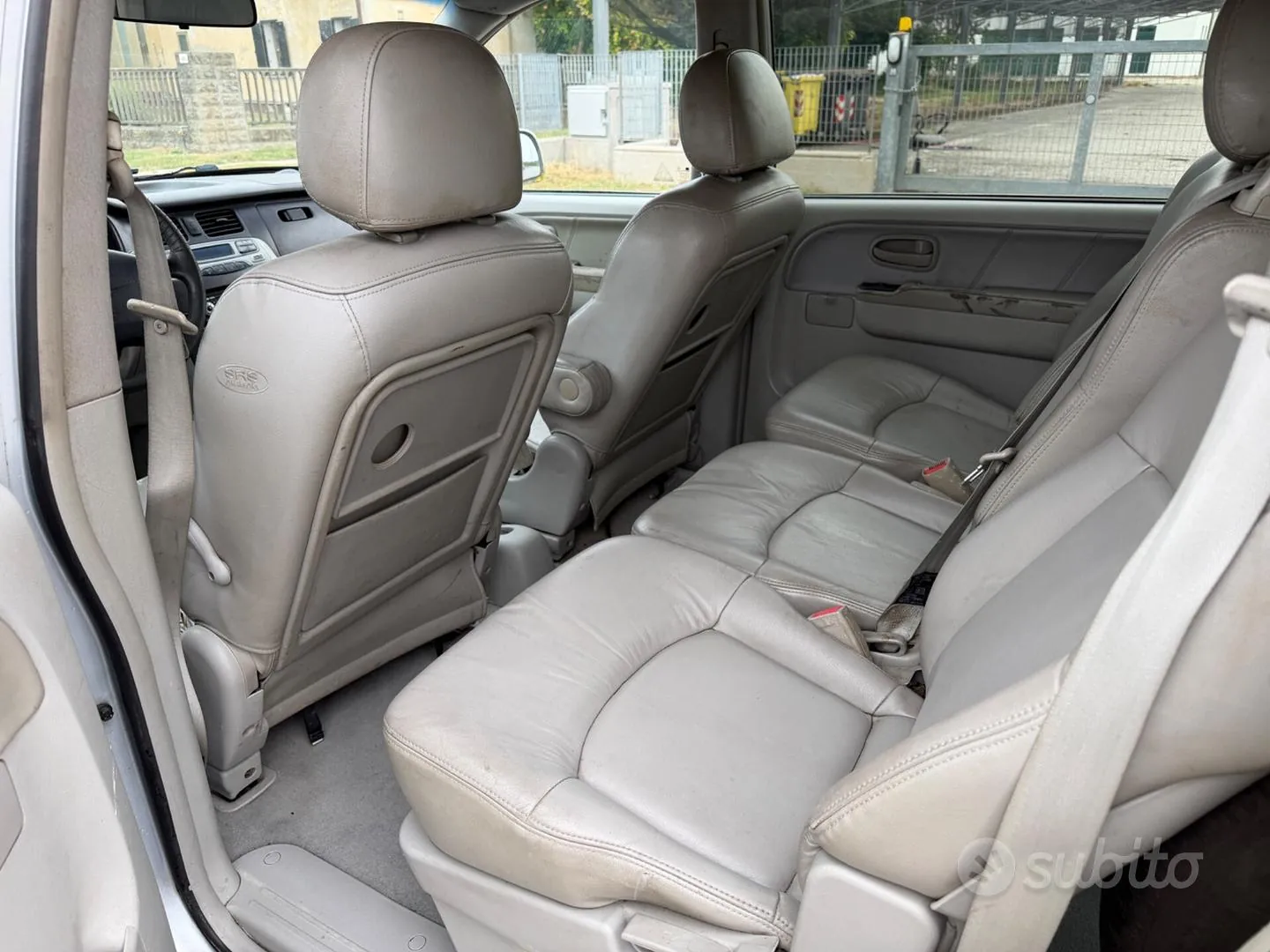 Hyundai Trajet 2002 photo 5
