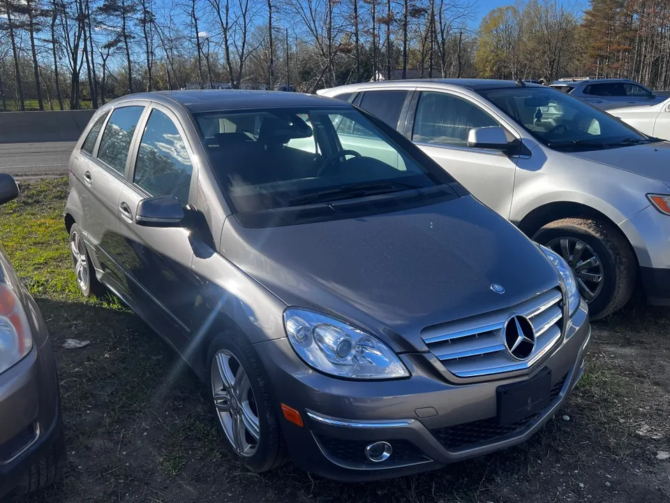 Mercedes-Benz B-Class 2011 photo 3