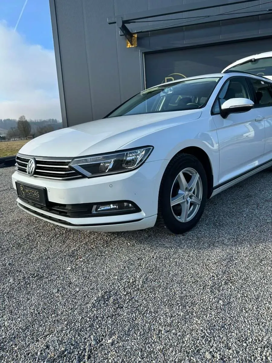 Volkswagen Passat 2015 photo 2