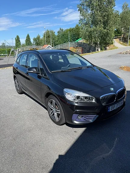 BMW 218I