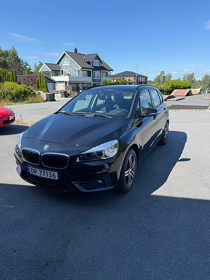BMW 218I