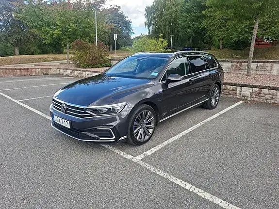 Volkswagen Passat 2021 photo 4