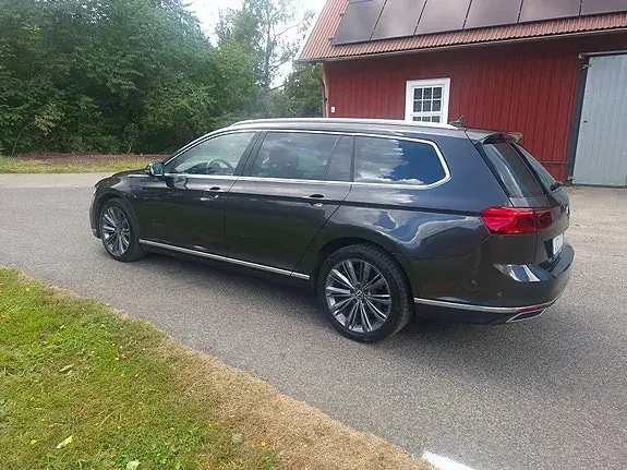 Volkswagen Passat 2021 photo 5