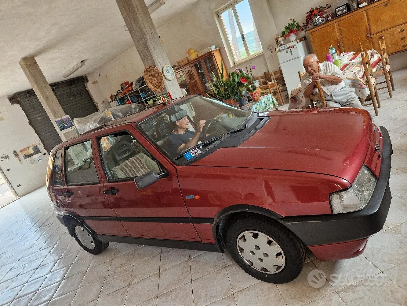 Fiat Uno 1993 photo 2