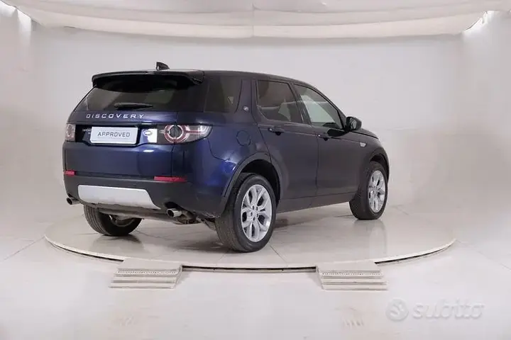 Land Rover Discovery Sport 2019 photo 2