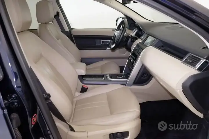 Land Rover Discovery Sport 2019 photo 3