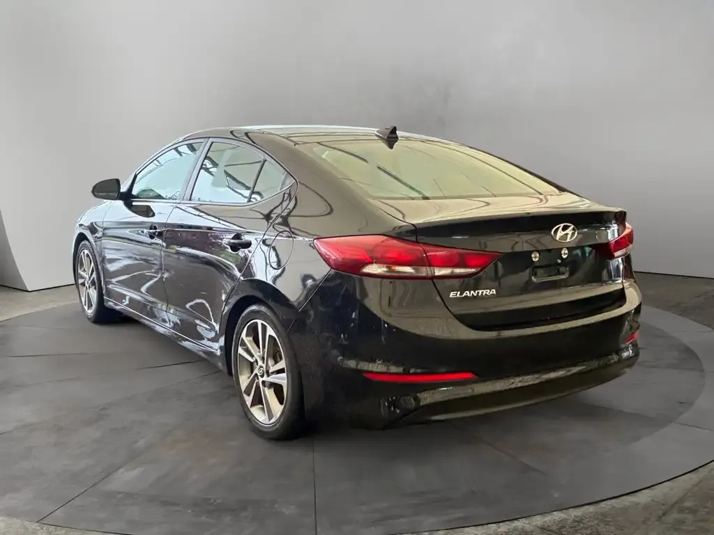 Hyundai Elantra 2017 photo 3
