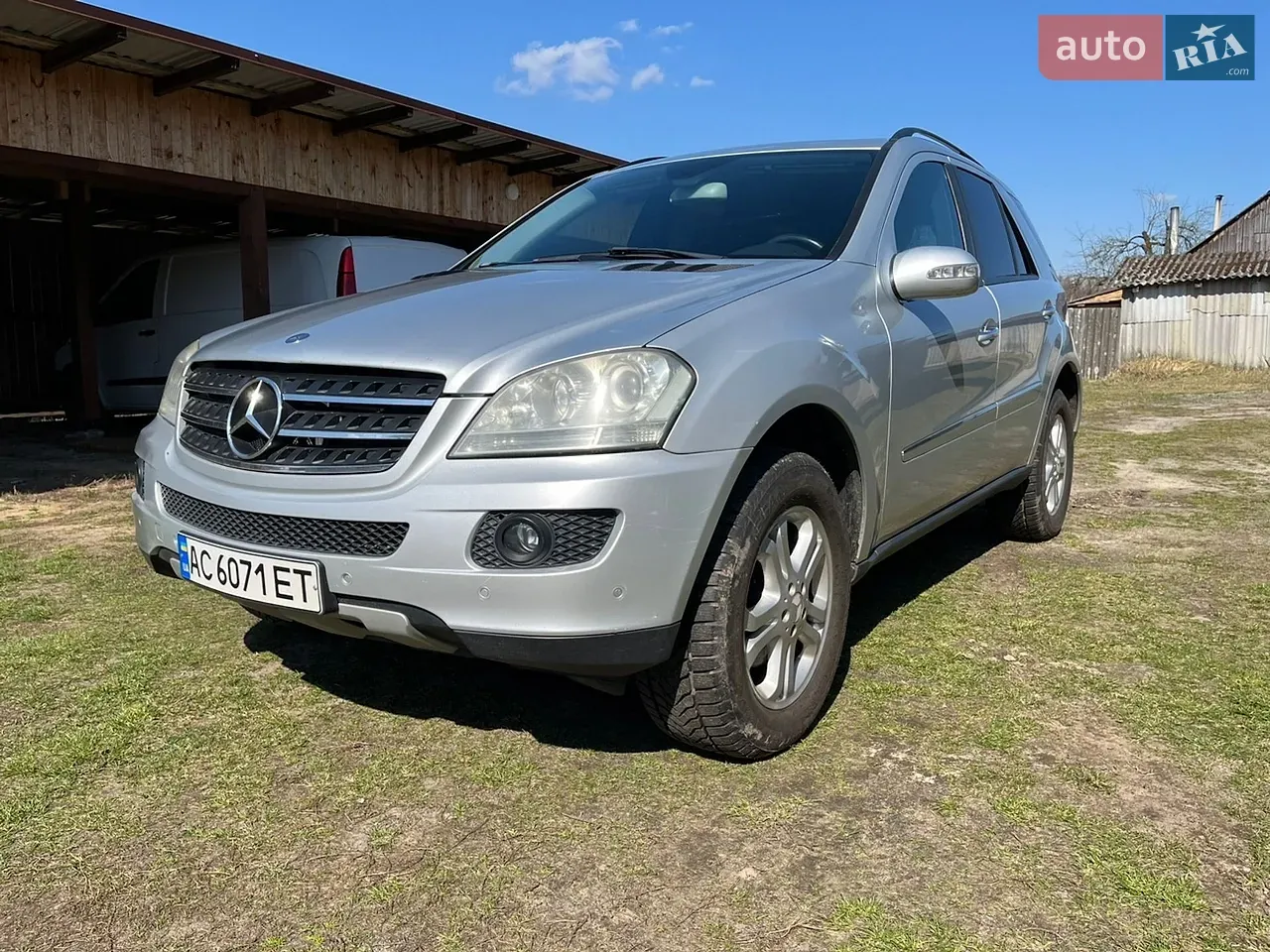 Mercedes-Benz M-Class 2006 photo 3