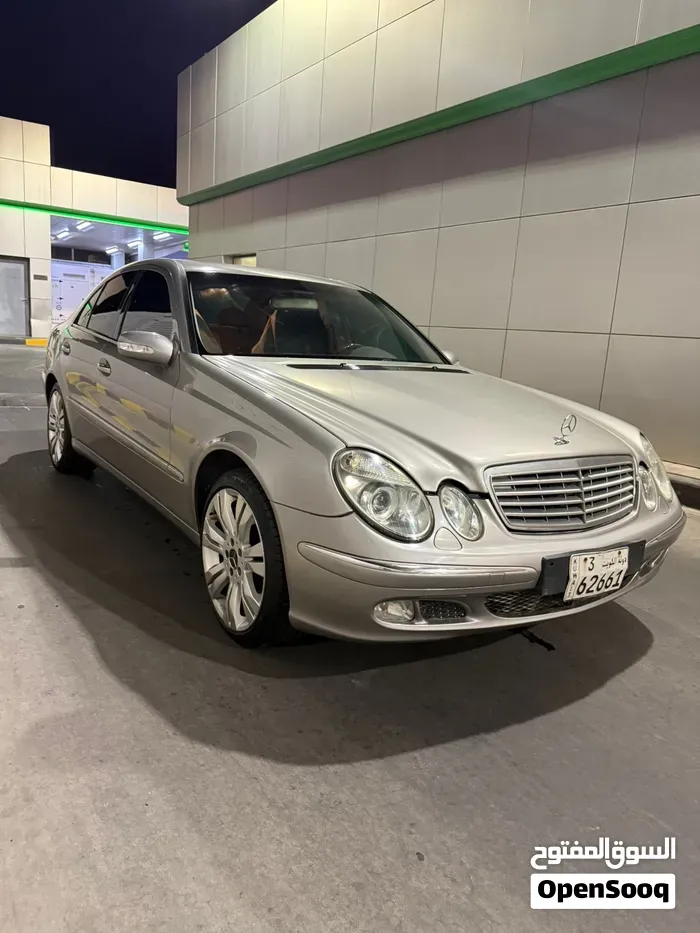 Mercedes-Benz E-Class 2005 photo 3