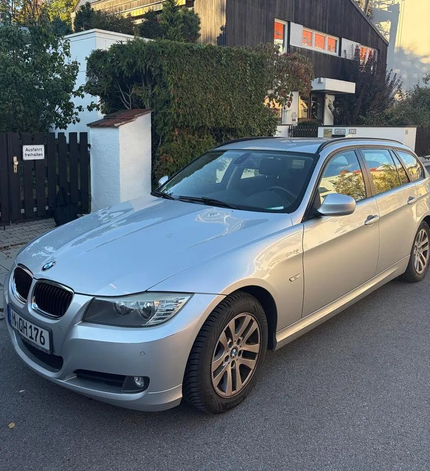 BMW 318D Touring