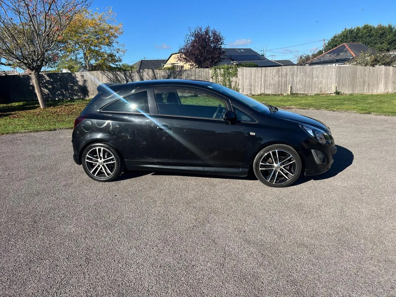 Vauxhall Corsa 2013 photo 2