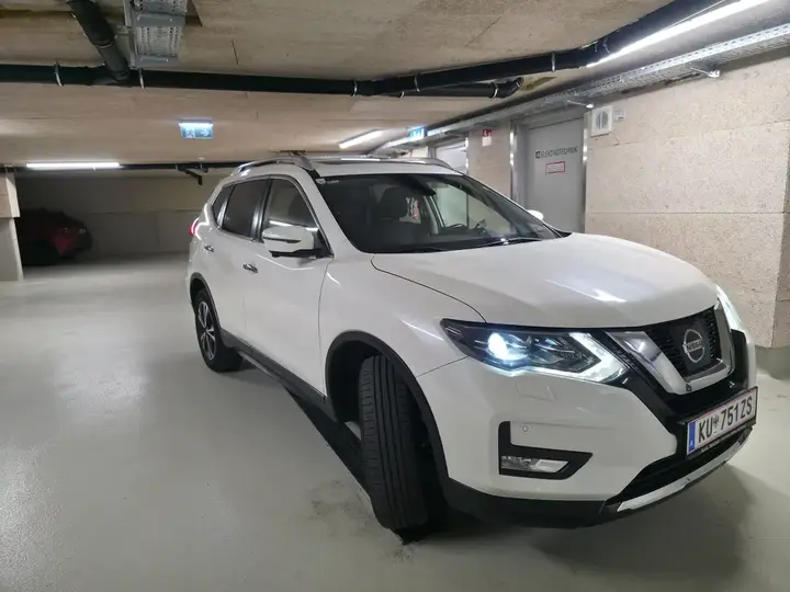 Nissan X-Trail 2018 photo 2