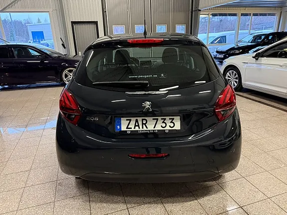 Peugeot 208 2018 photo 4