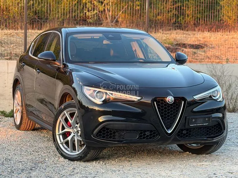 Alfa Romeo Stelvio 2017 photo 3