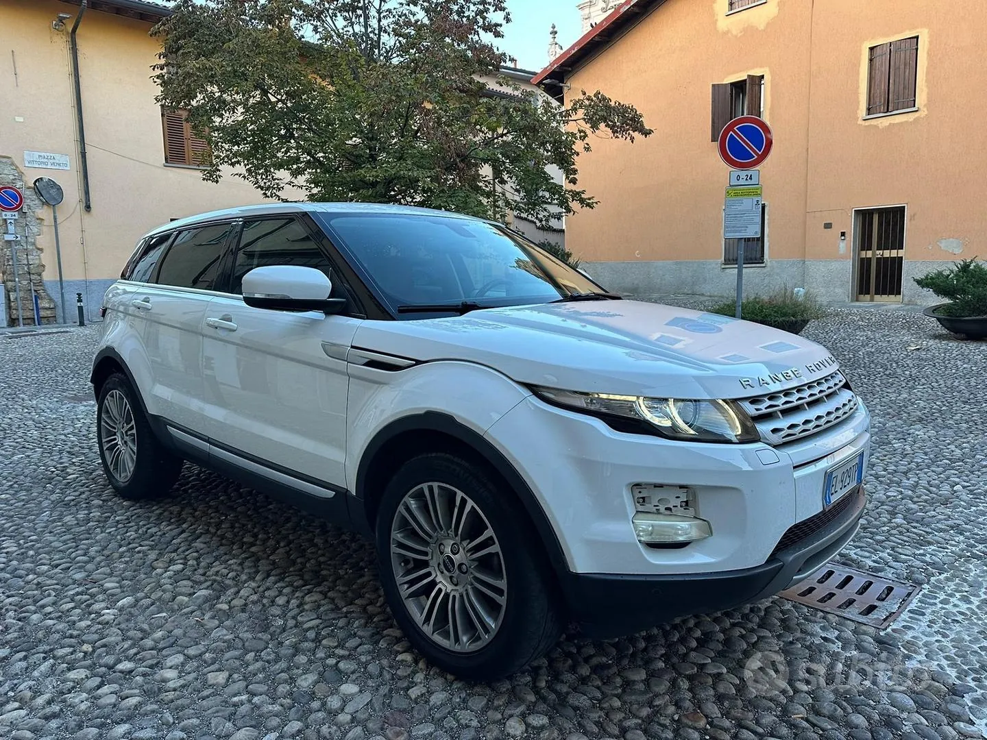 Land Rover Range Rover Evoque 2012 photo 5