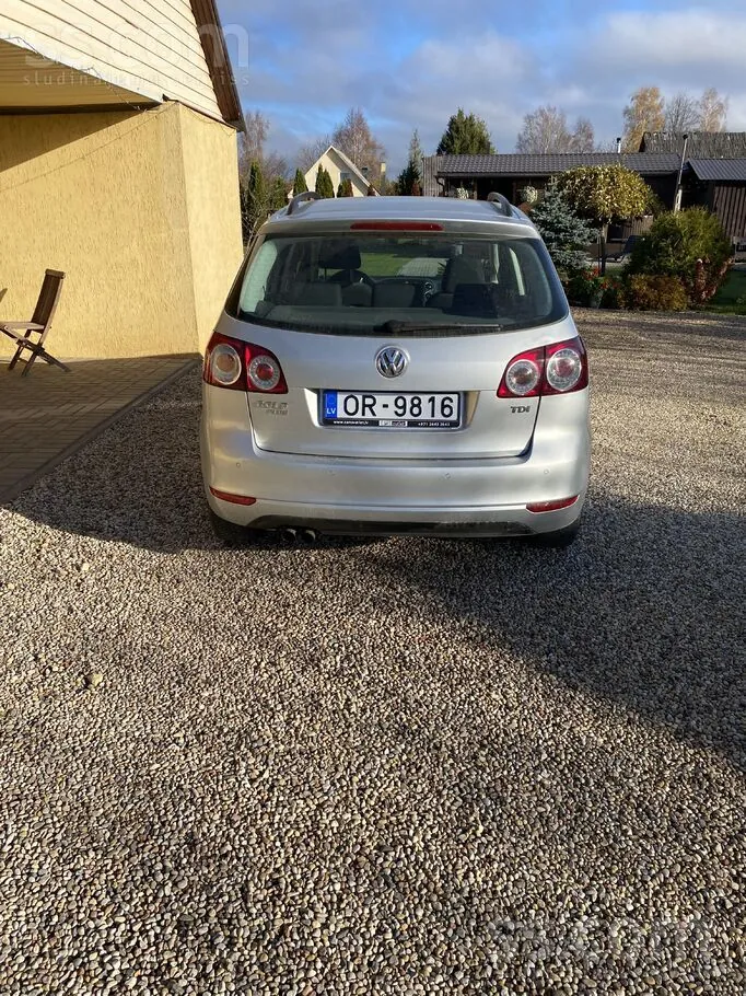 Volkswagen Golf Plus 2009 photo 2