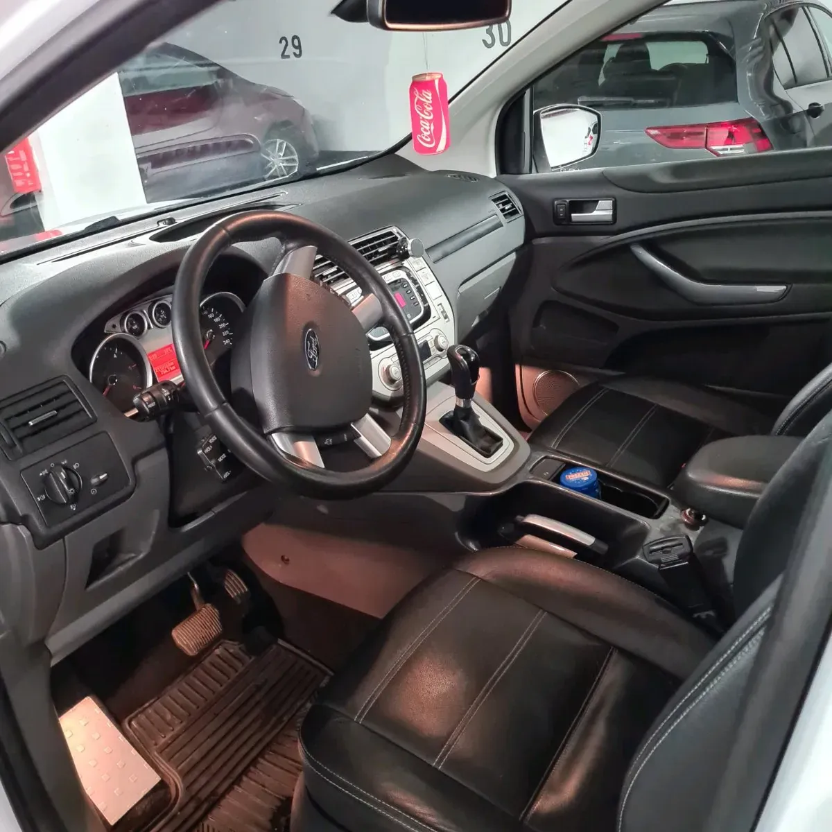 Ford Kuga 2010 photo 3