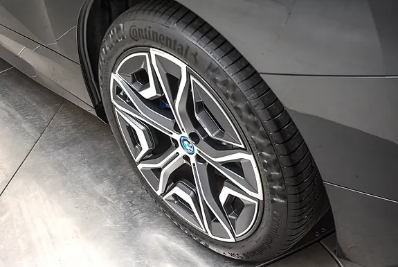 BMW Ix 2022 photo 2
