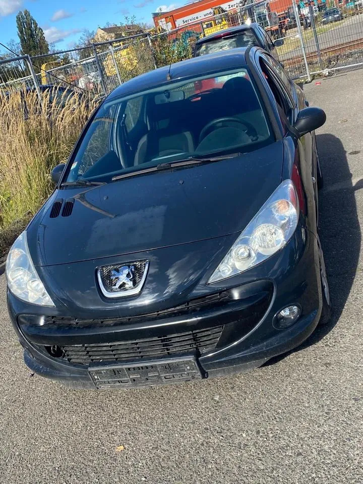 Peugeot 206