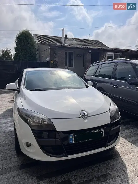 Renault Megane 2010 photo 5