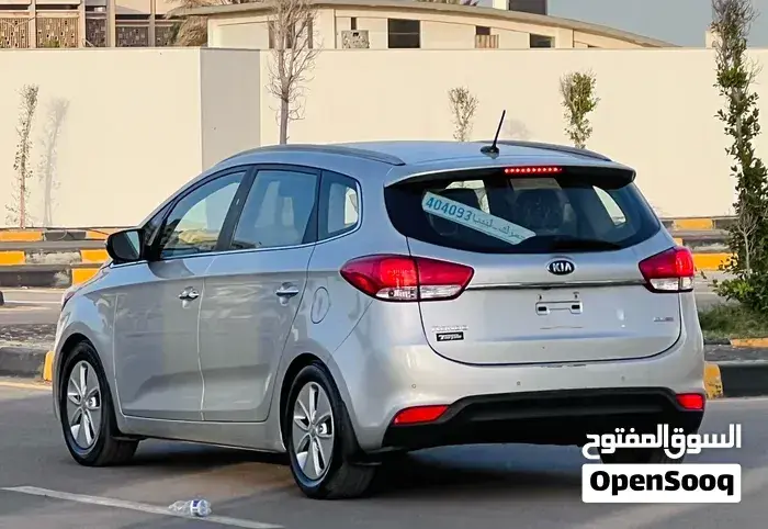 Kia Rondo 2015 photo 3