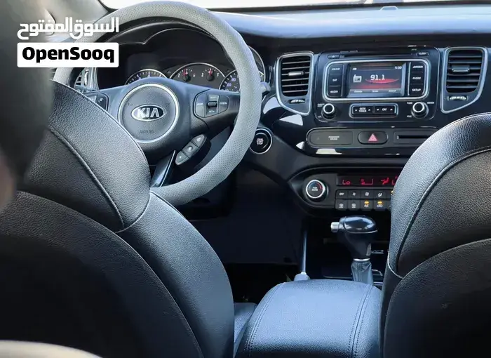 Kia Rondo 2015 photo 2