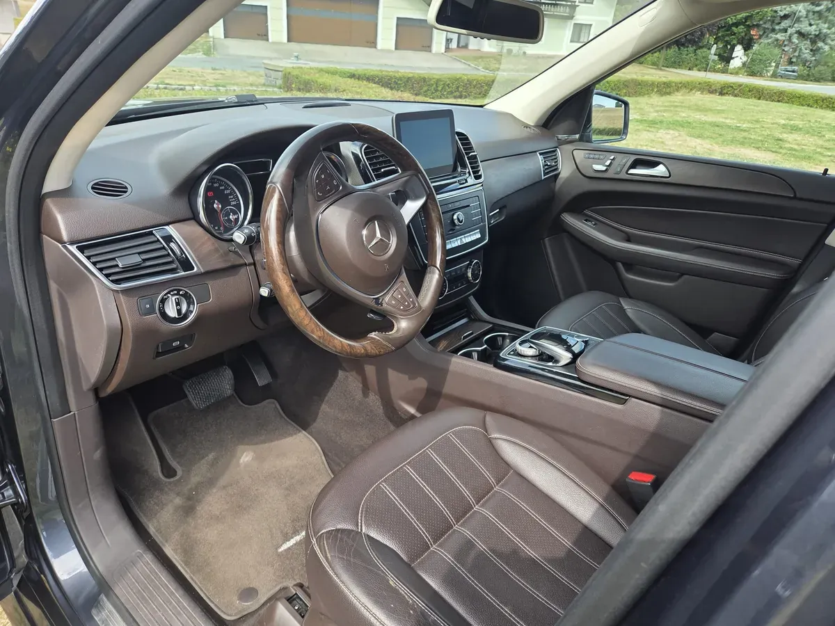Mercedes-Benz Gle-Class 2016 photo 2