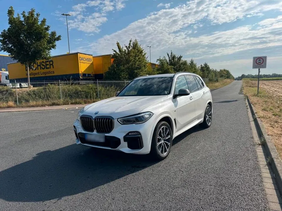 BMW X5 M50D