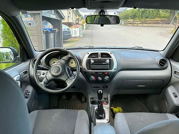 Toyota Rav4 2000 photo 5