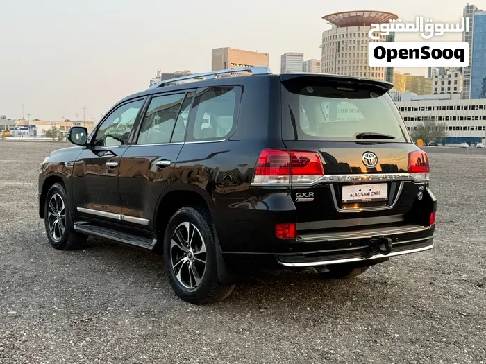 Toyota Land Cruiser 2021 photo 2