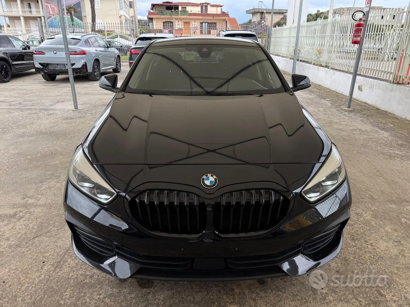 BMW 116D 2021 photo 2