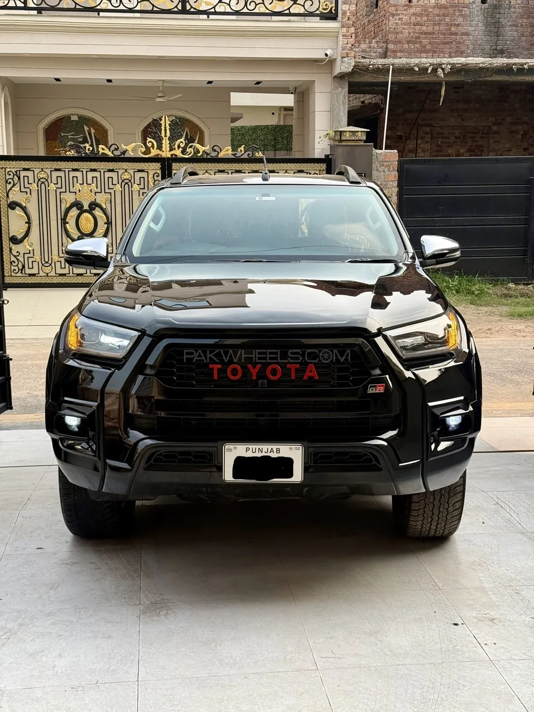 Toyota Hilux