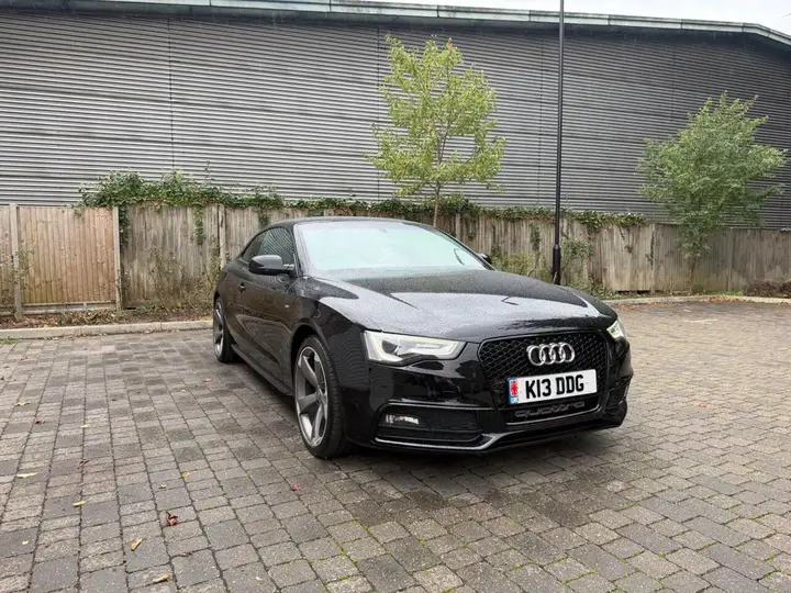 Audi A5 2013 photo 2